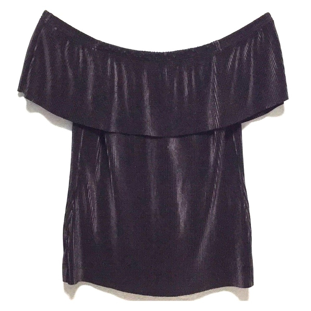 a.n.a. OFF SHOULDER TOP